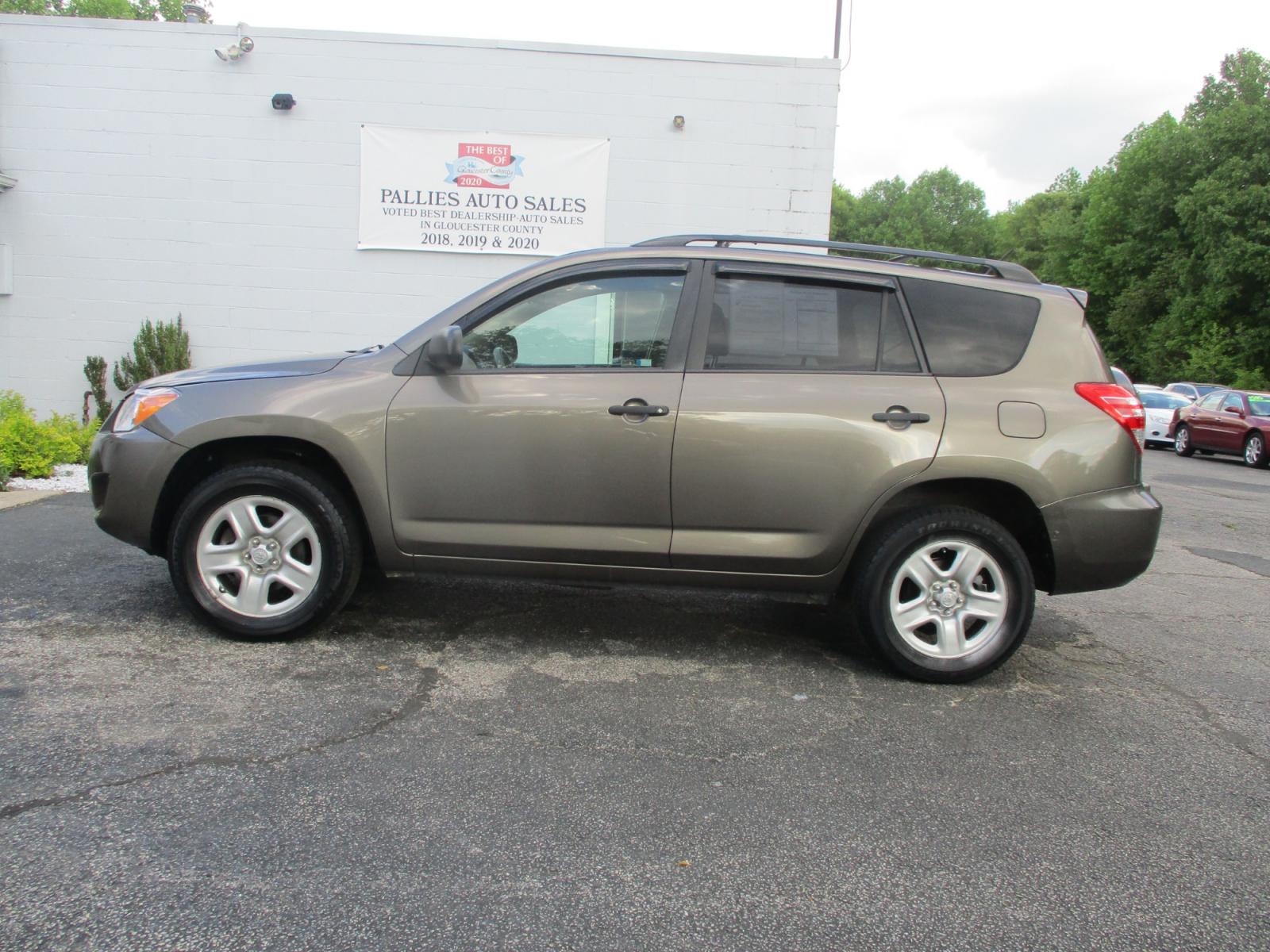 2011 GRAY /tan Toyota RAV4 Base I4 4WD with 3rd Row (2T3JF4DV5BW) with an 2.4L L4 DOHC 16V engine, 4-Speed Automatic transmission, located at 540a Delsea Drive, Sewell, NJ, 08080, (856) 589-6888, 39.752560, -75.111206 - Photo #2
